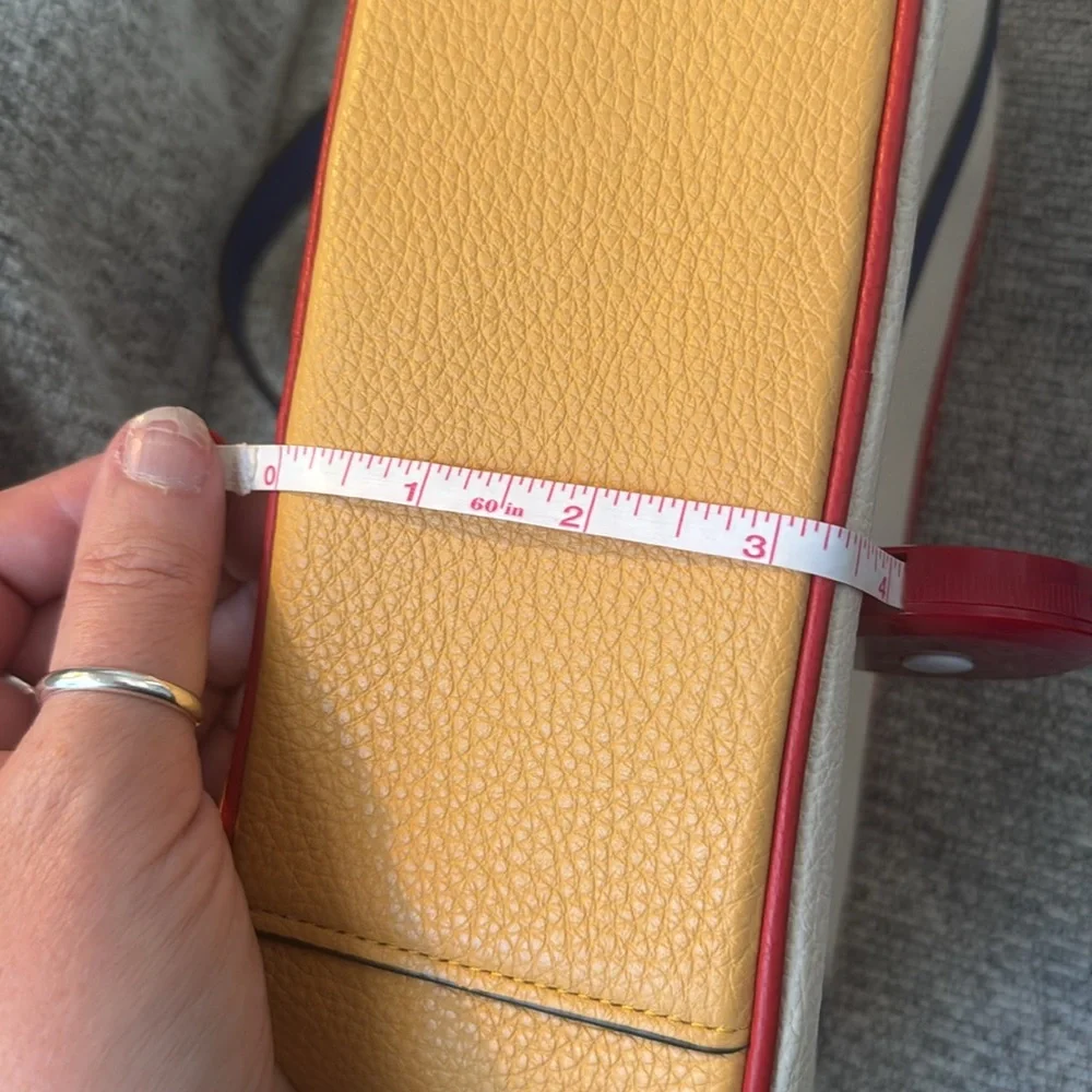 Coach crossbody - Picture 9 of 11